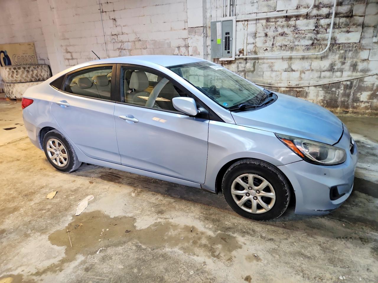 2014 HYUNDAI ACCENT