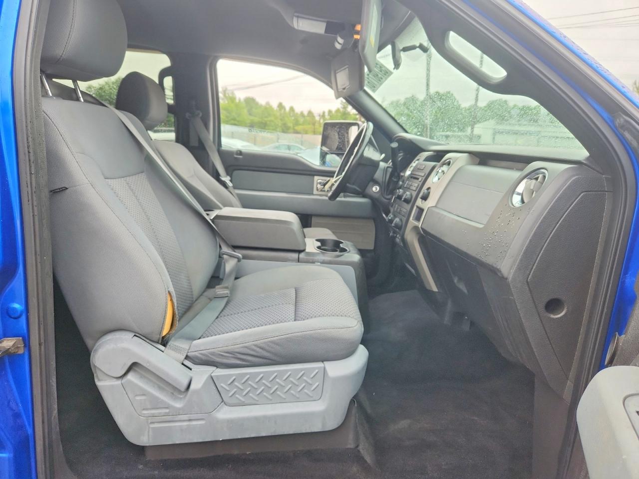 2011 FORD F150