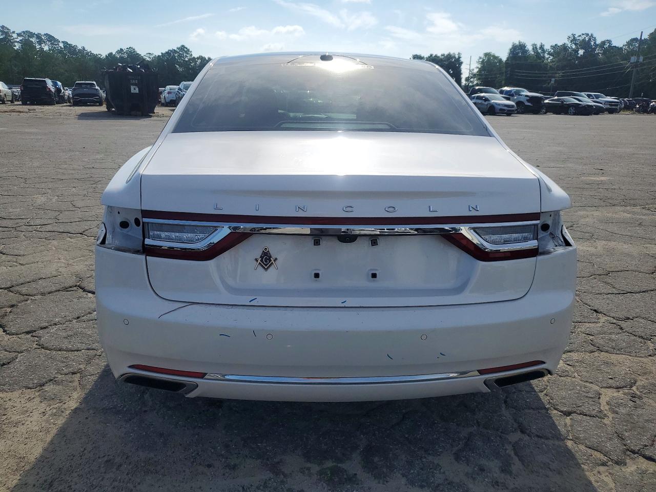 2017 LINCOLN CONTINENTL