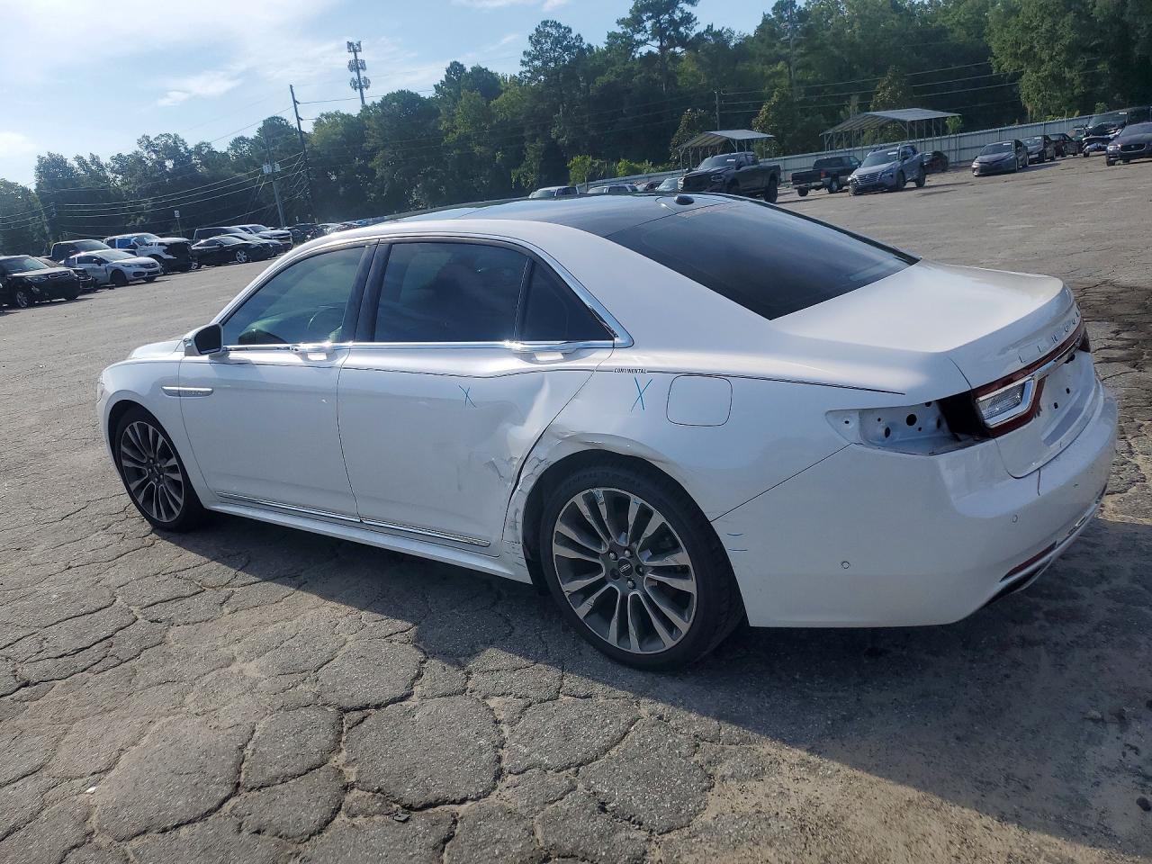 2017 LINCOLN CONTINENTL