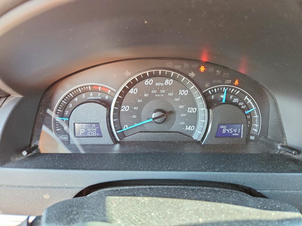 2014 TOYOTA CAMRY