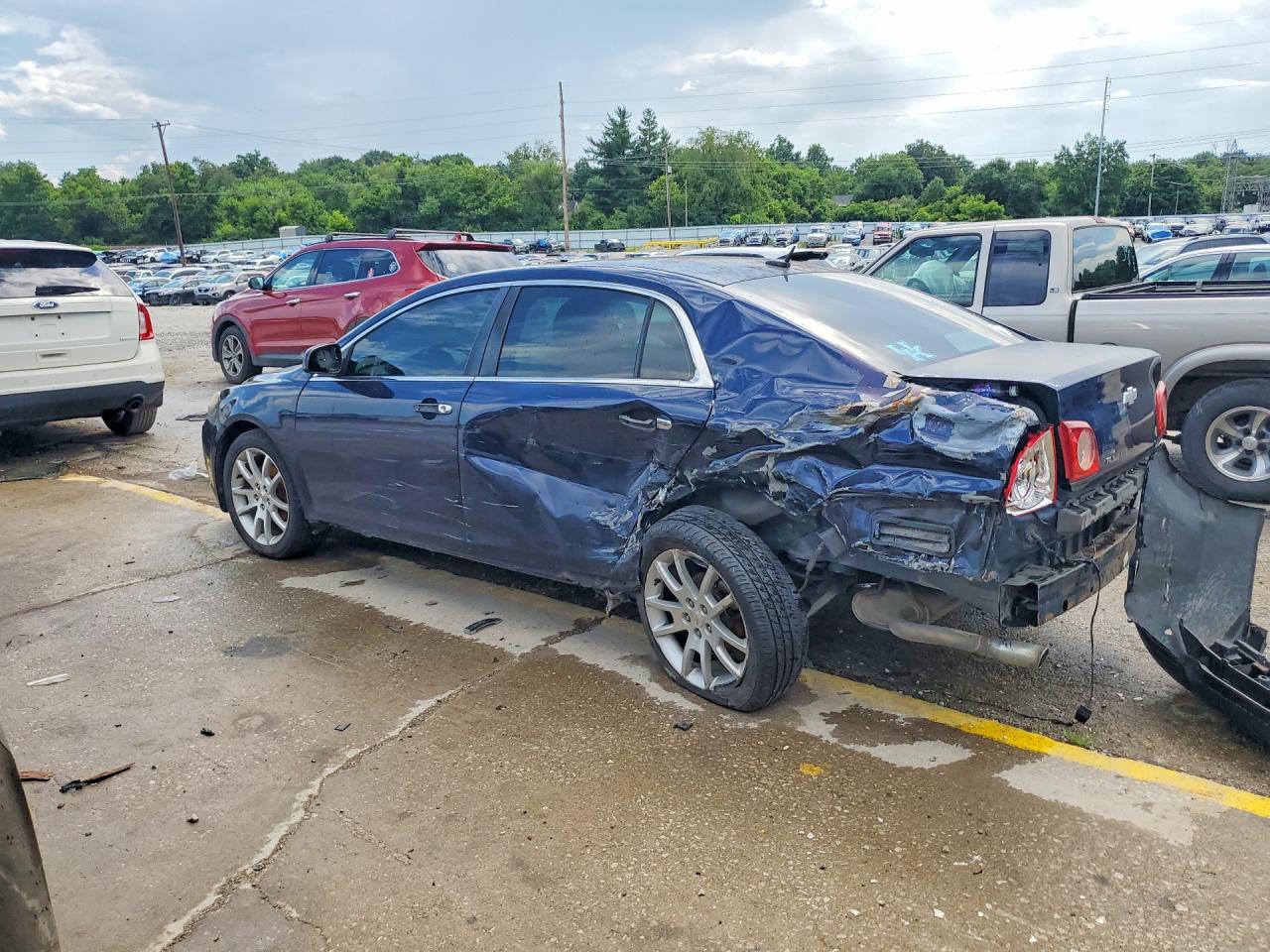 2011 CHEVROLET MALIBU