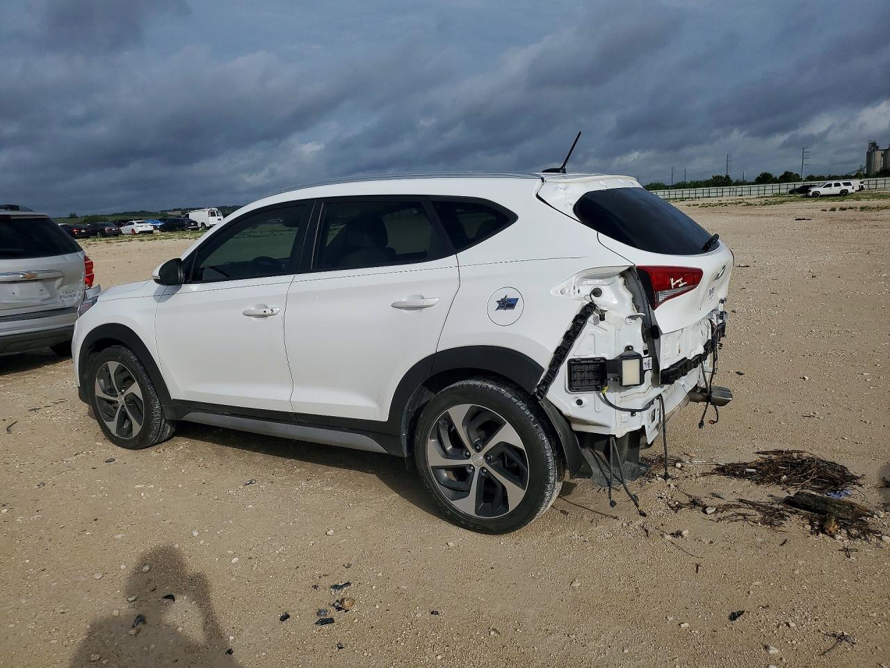 2017 HYUNDAI TUCSON