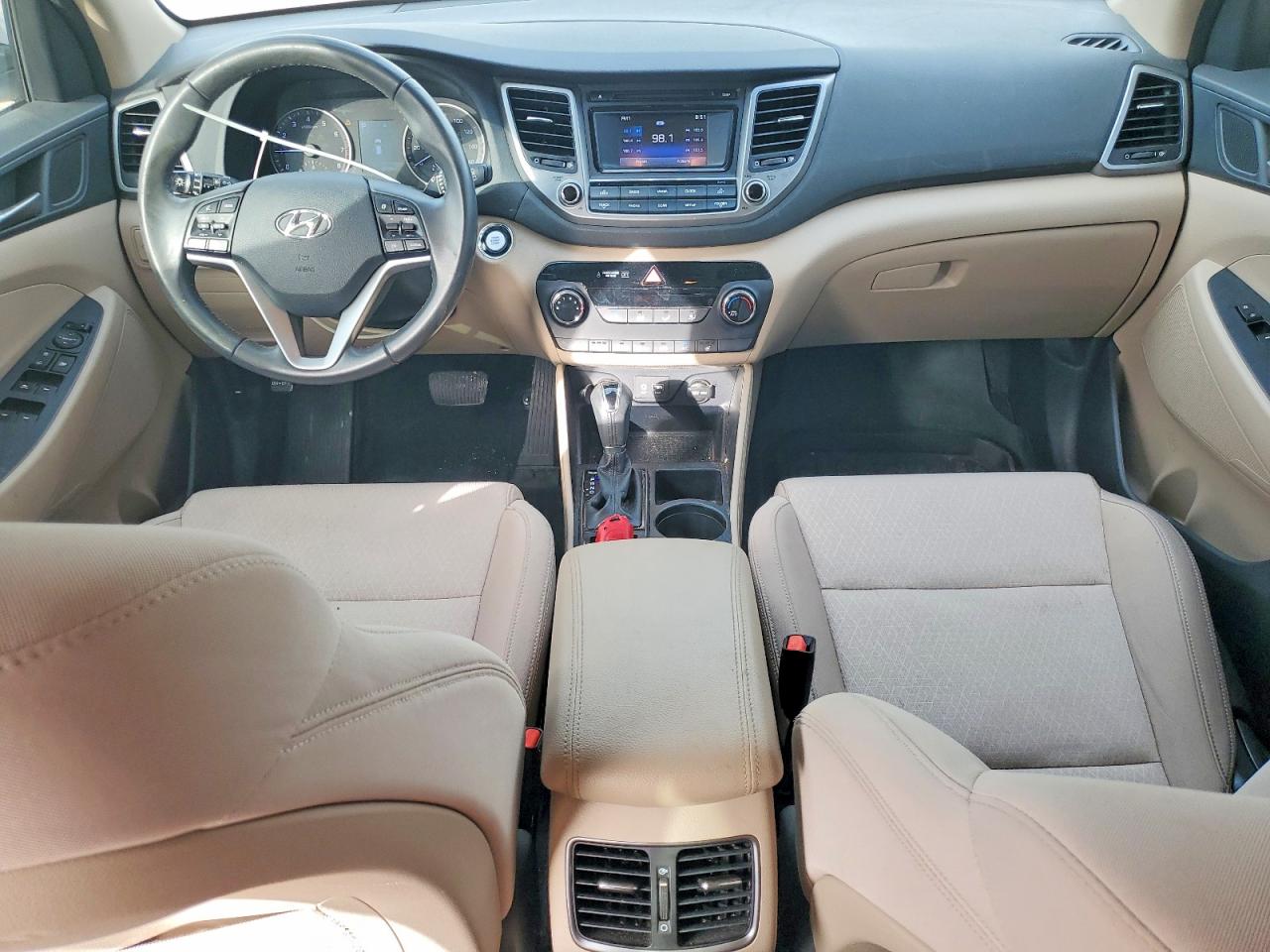 2017 HYUNDAI TUCSON
