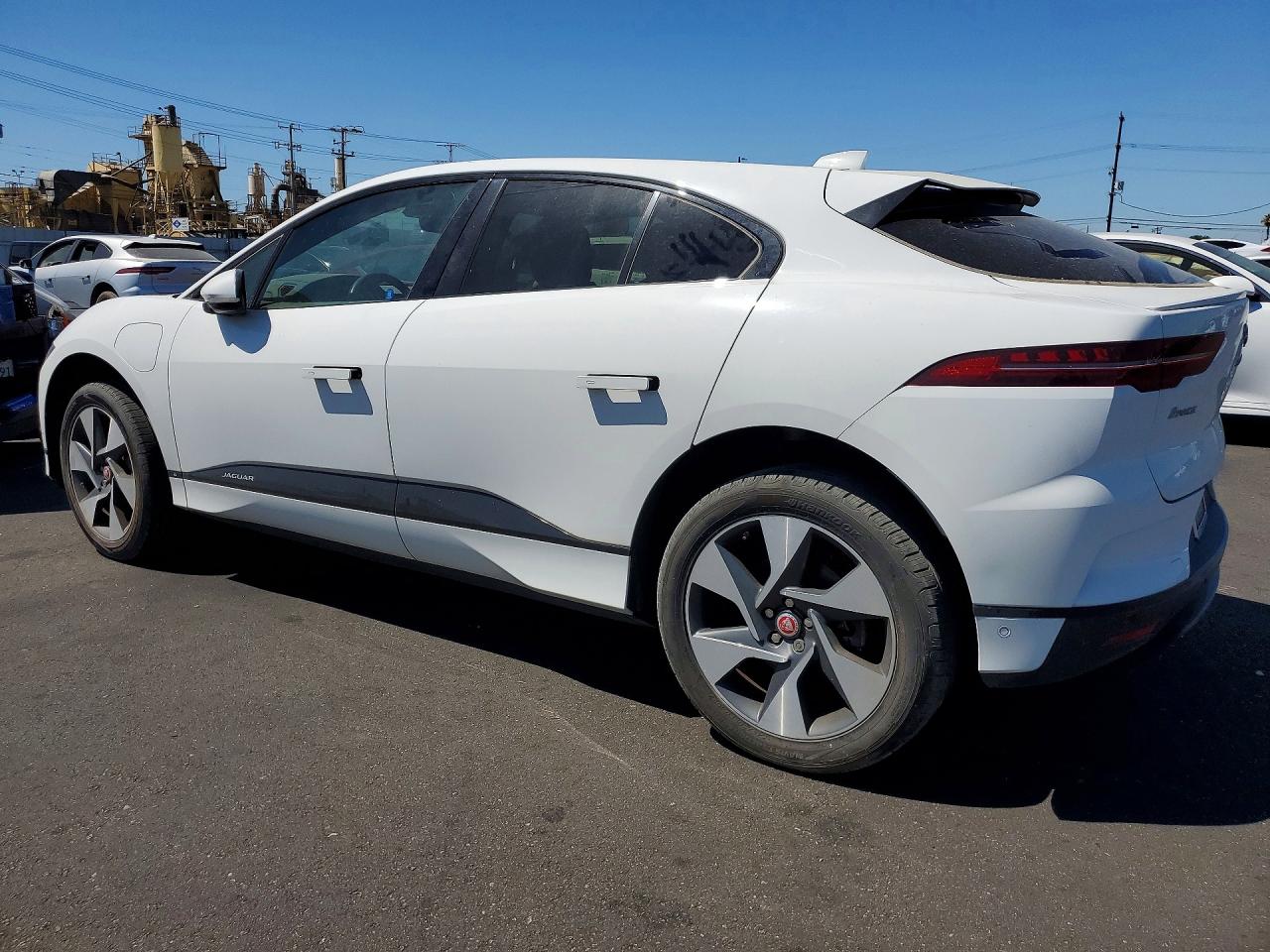 2019 JAGUAR BUV