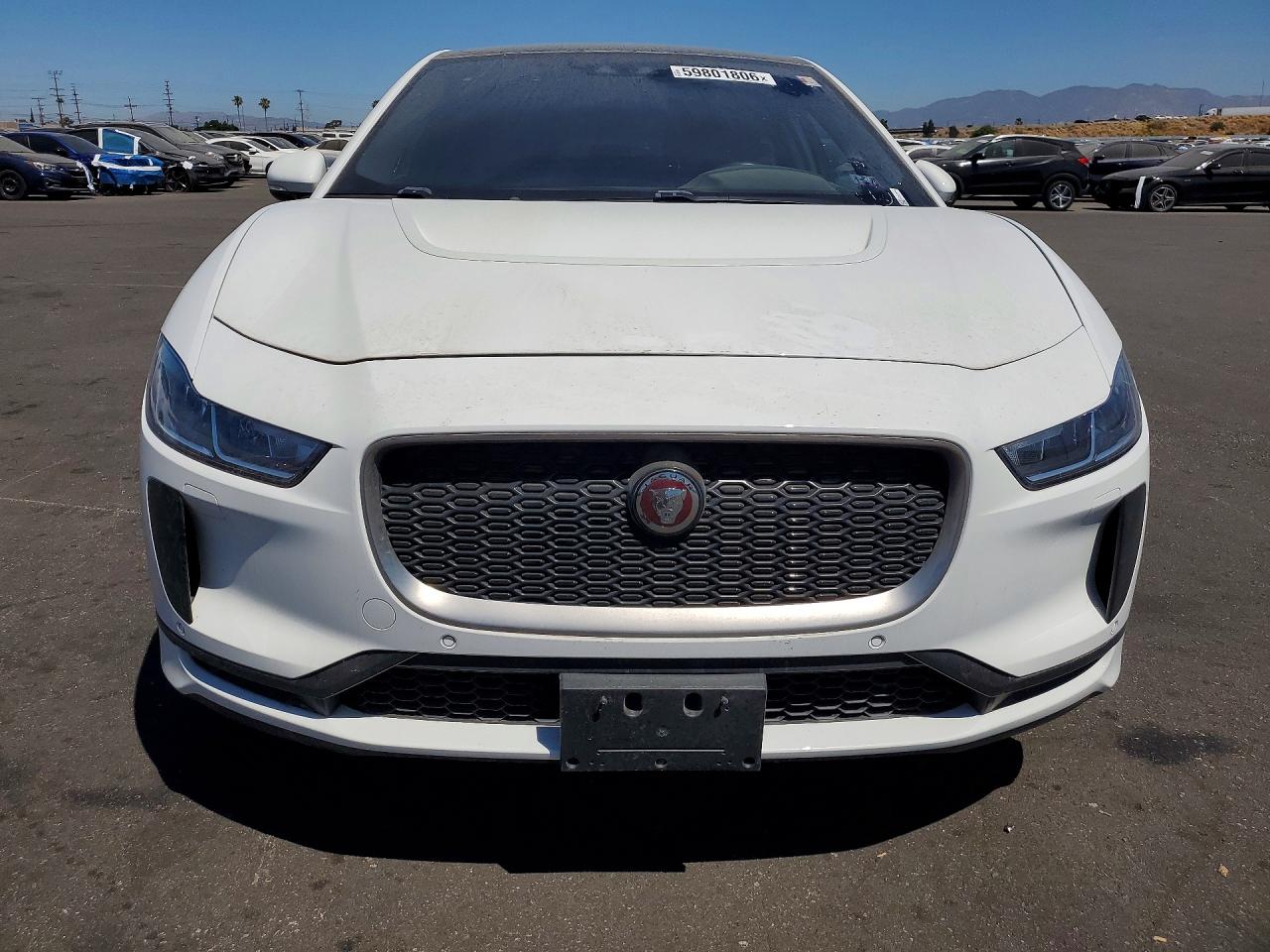 2019 JAGUAR BUV
