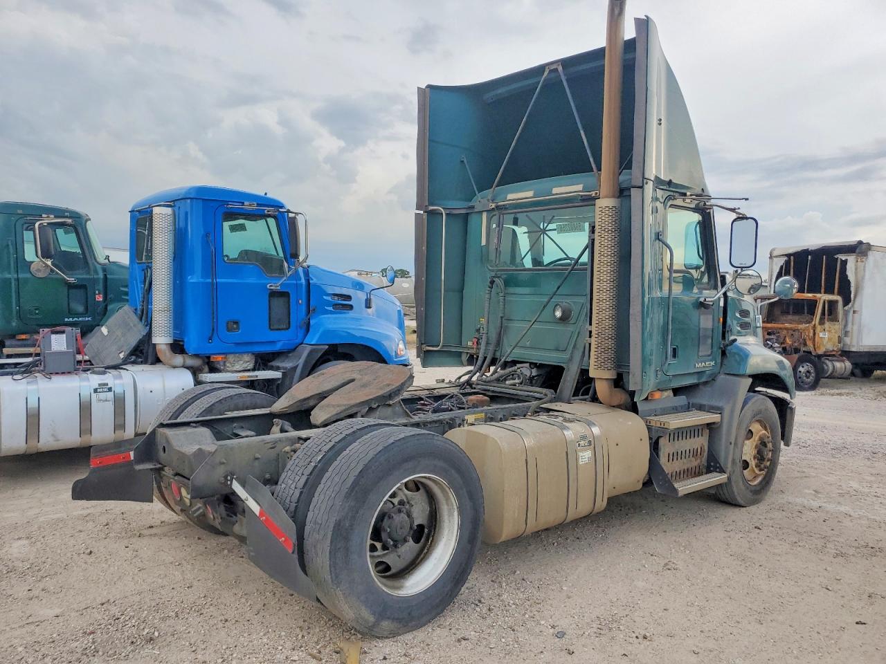 2015 MACK ALL OTHER