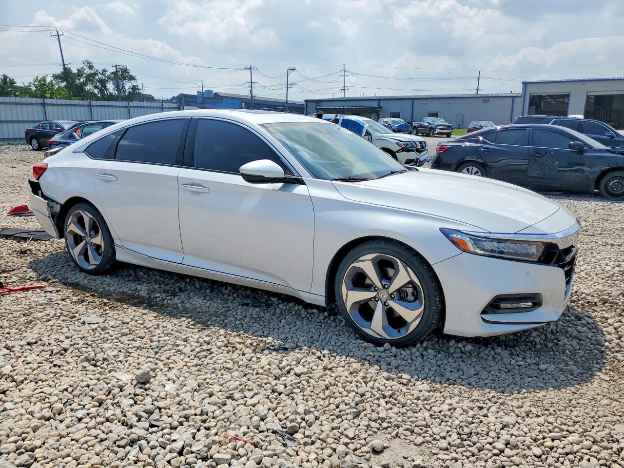 2018 HONDA ACCORD TOU