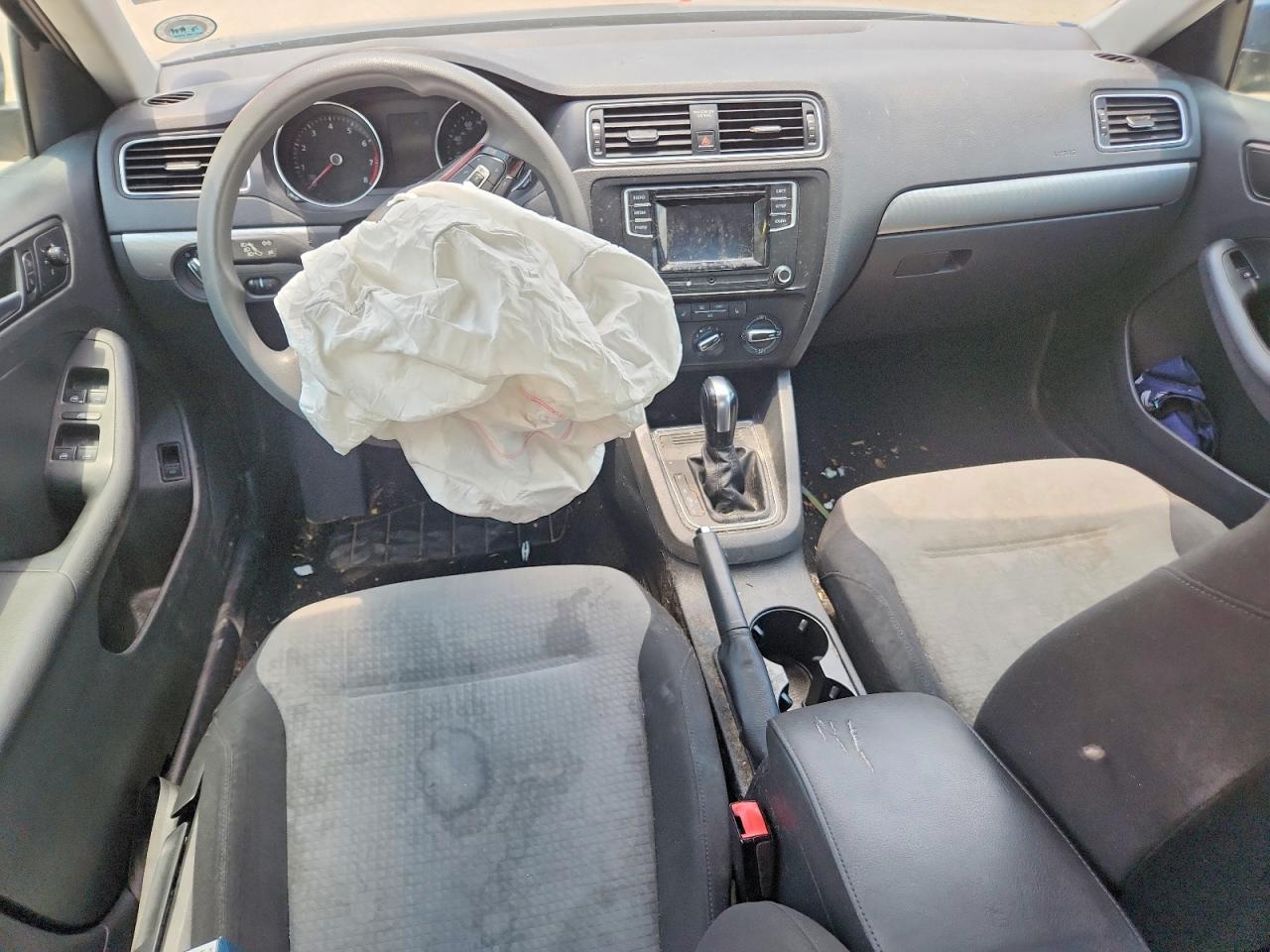 2017 VOLKSWAGEN JETTA