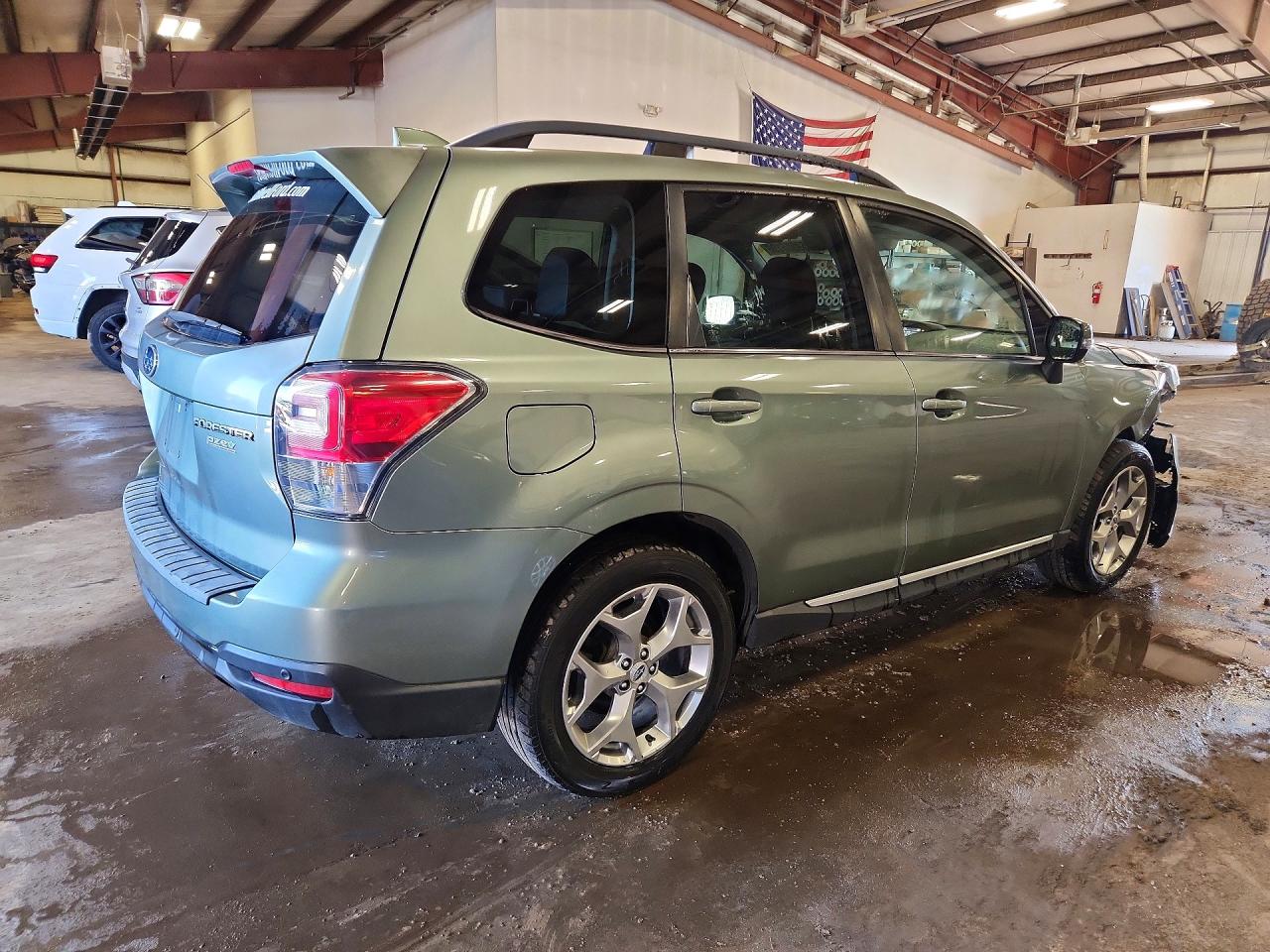 2017 SUBARU FORESTER