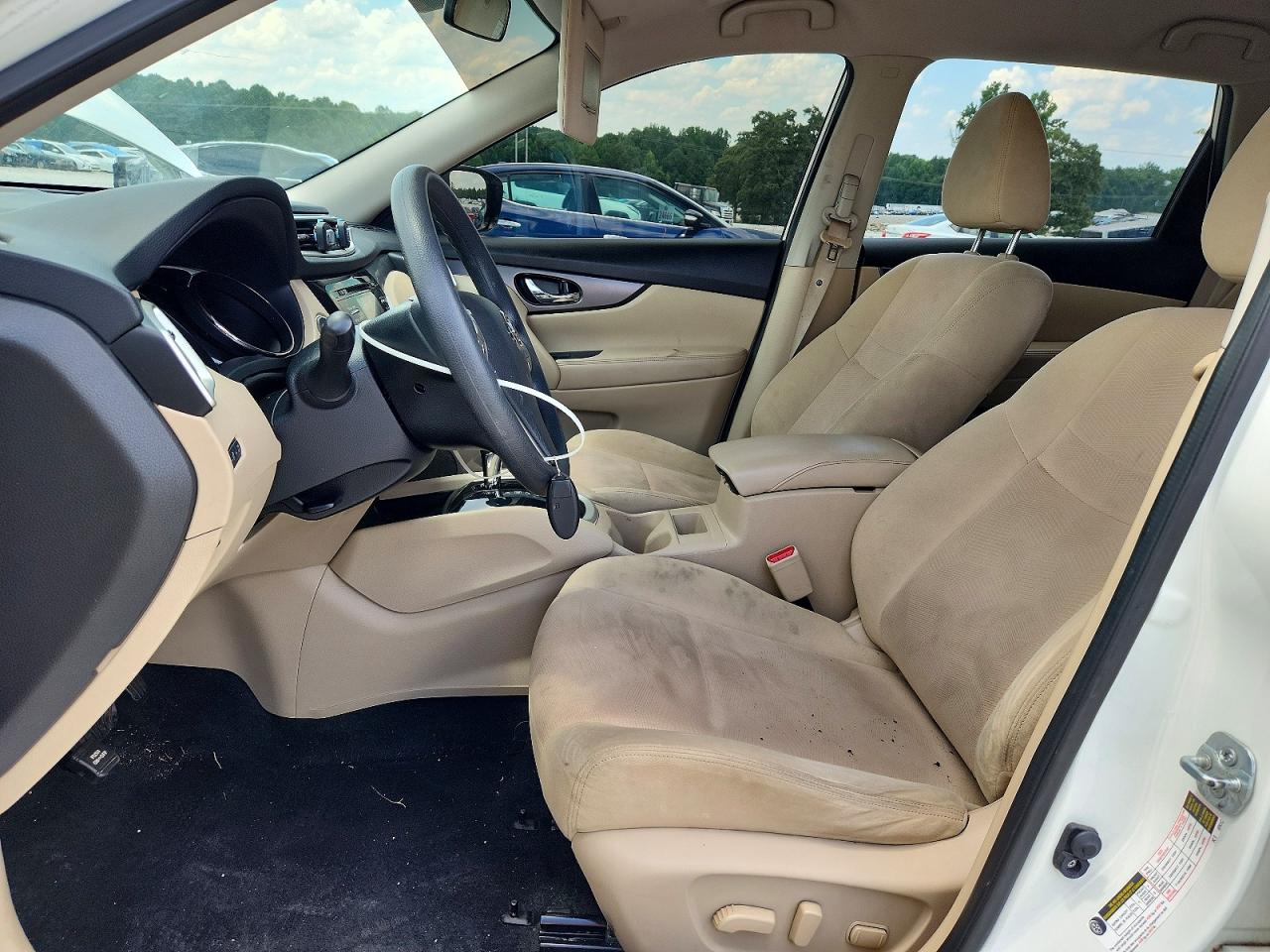 2016 NISSAN ROGUE
