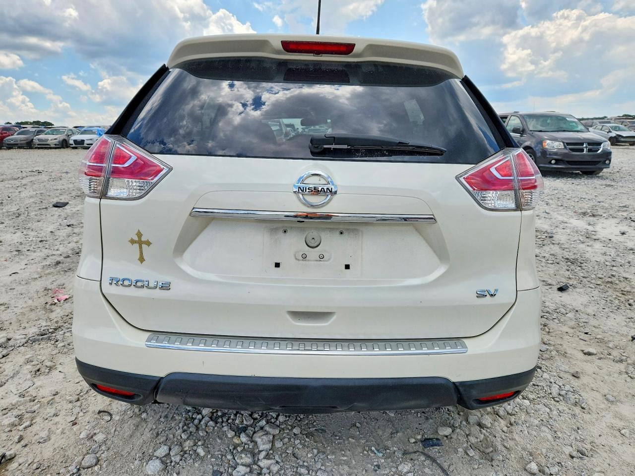 2016 NISSAN ROGUE