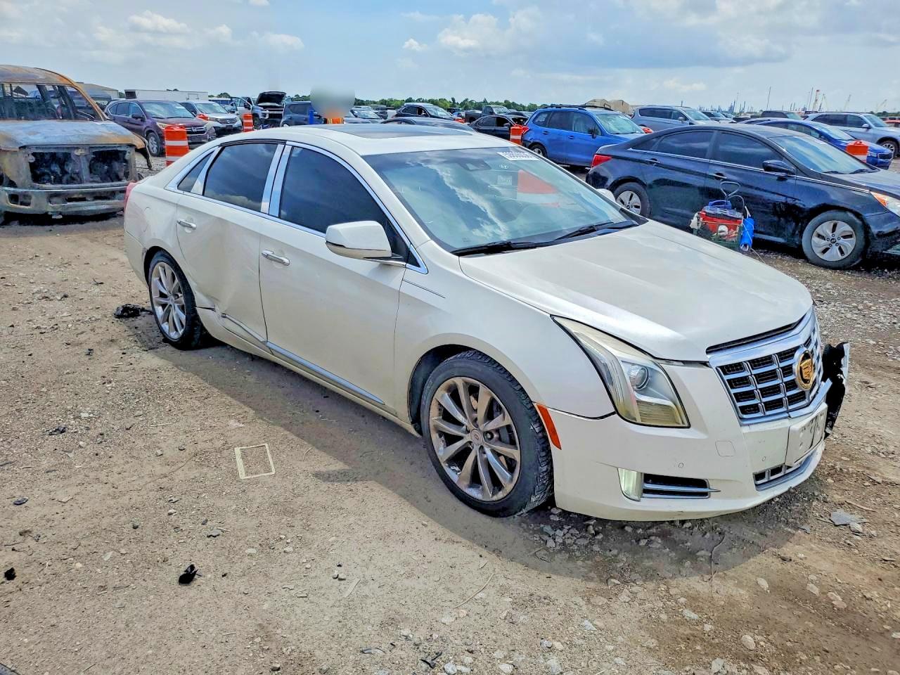 2013 CADILLAC XTS