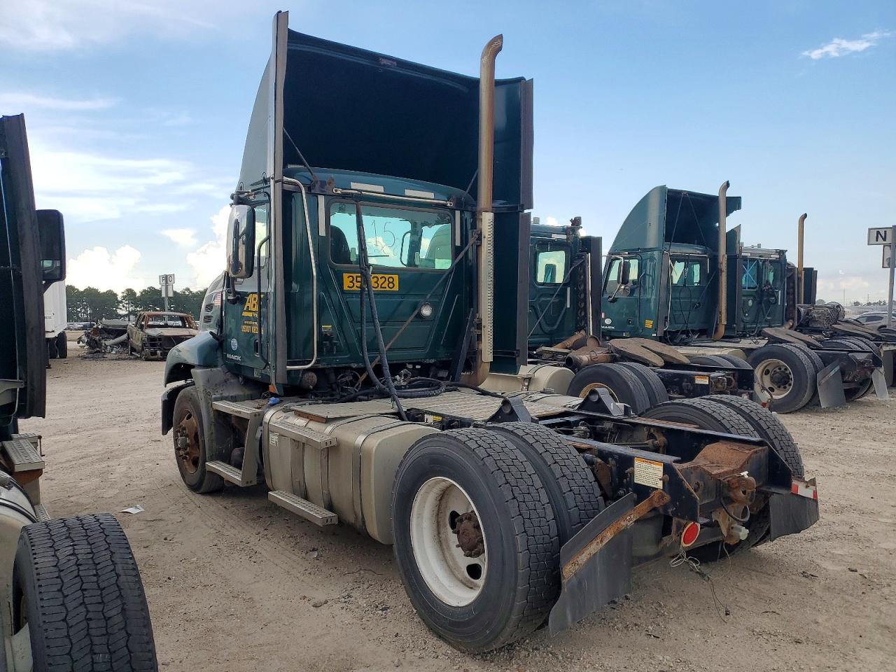 2016 MACK ALL OTHER