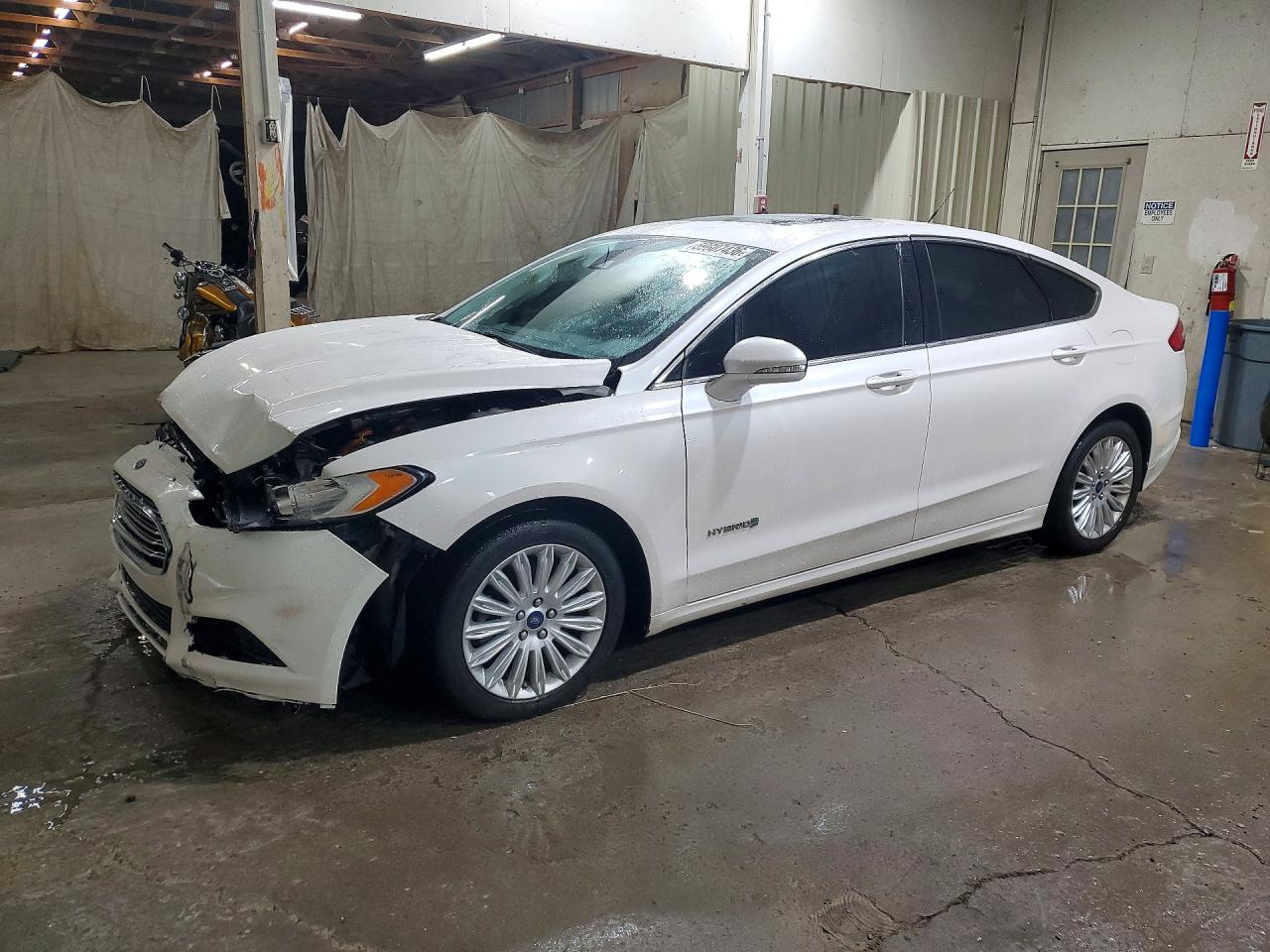 2013 FORD FUSION
