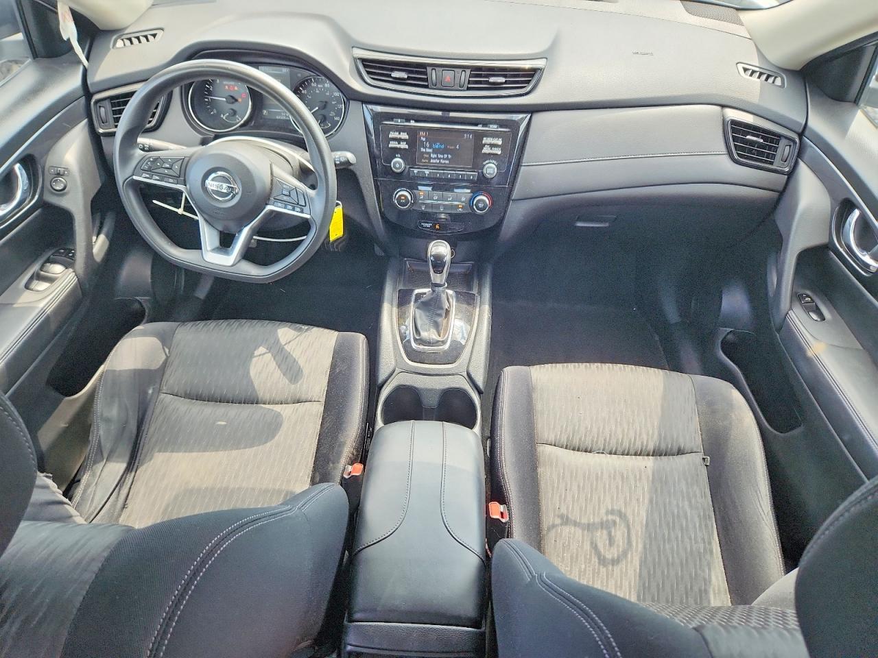 2017 NISSAN ROGUE