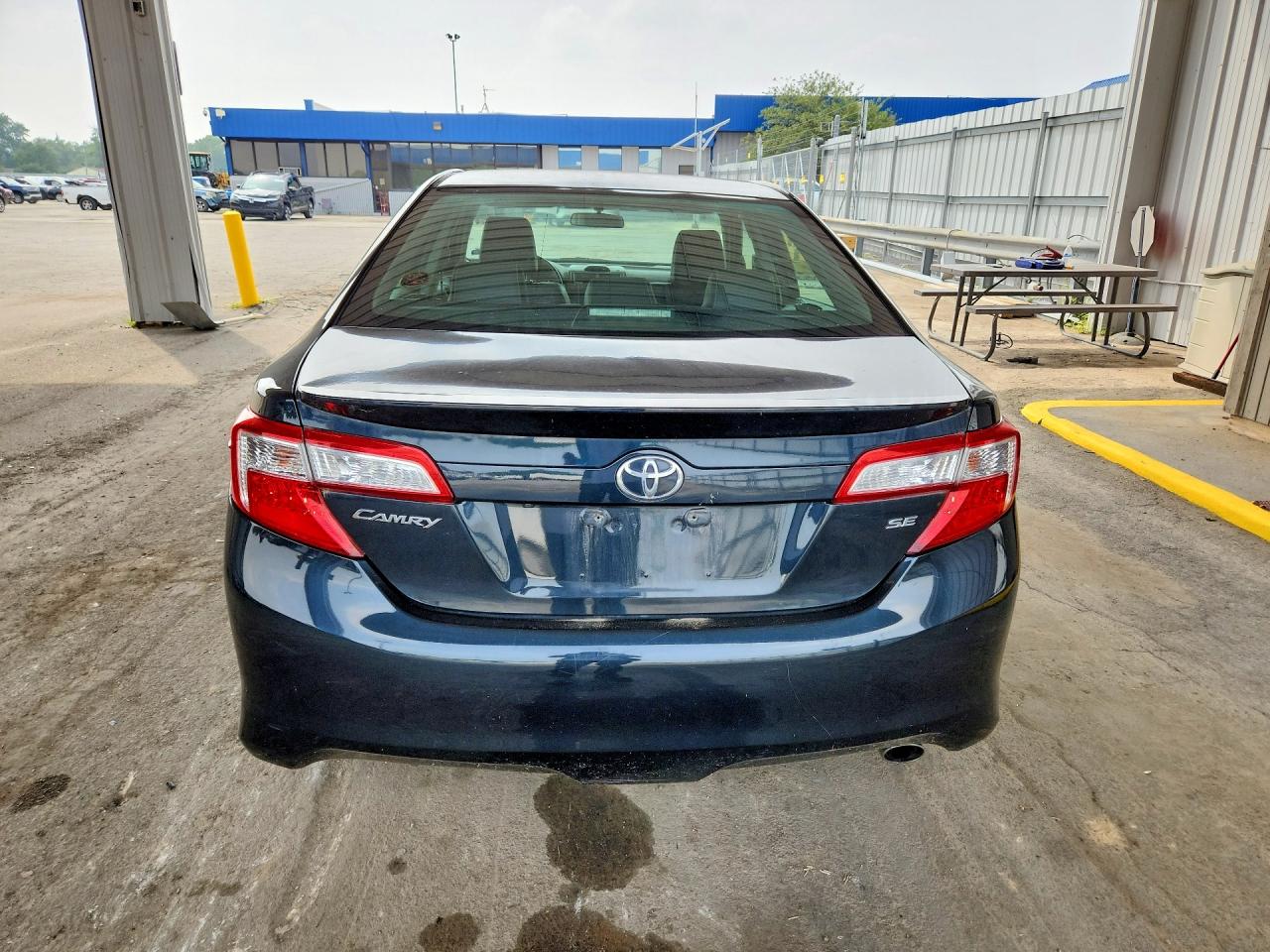 2014 TOYOTA CAMRY