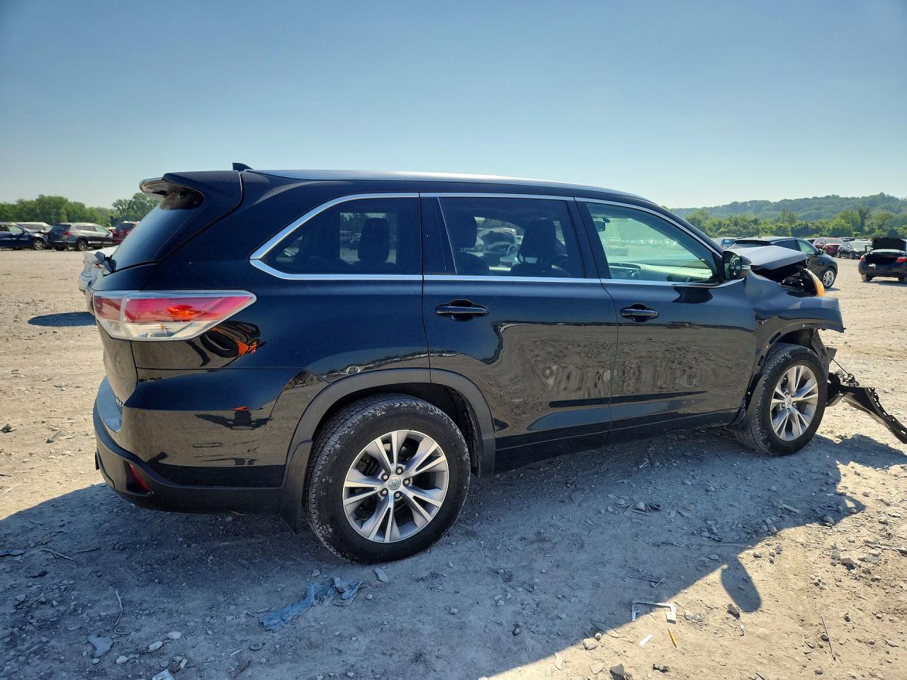 2015 TOYOTA HIGHLANDER