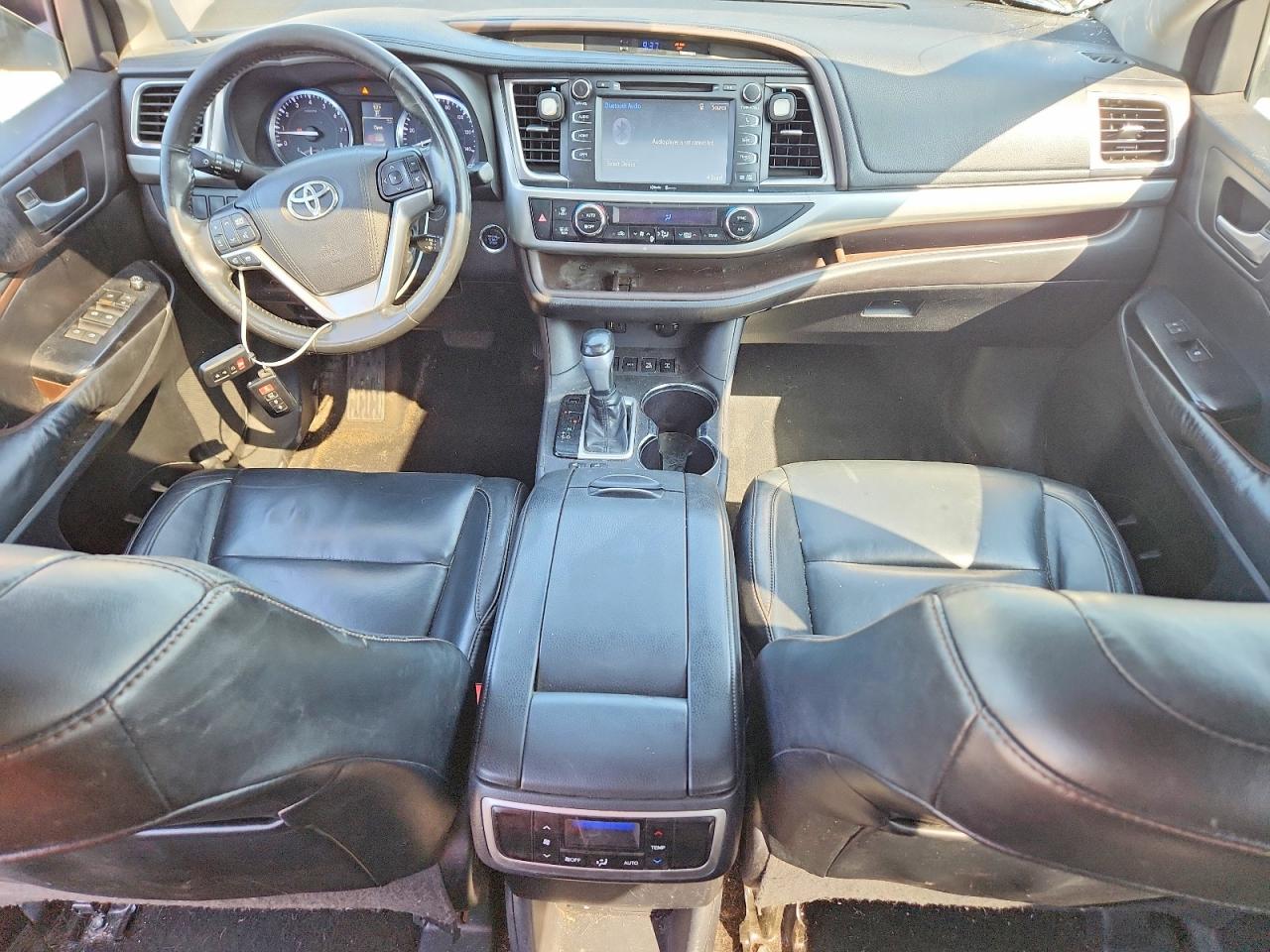 2015 TOYOTA HIGHLANDER