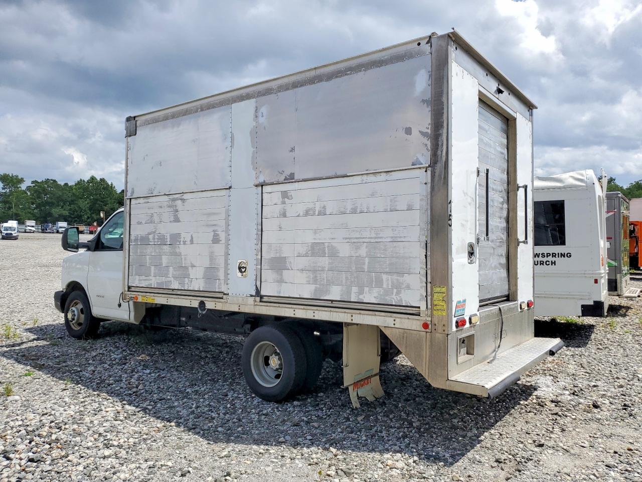 2016 CHEVROLET EXPRESS
