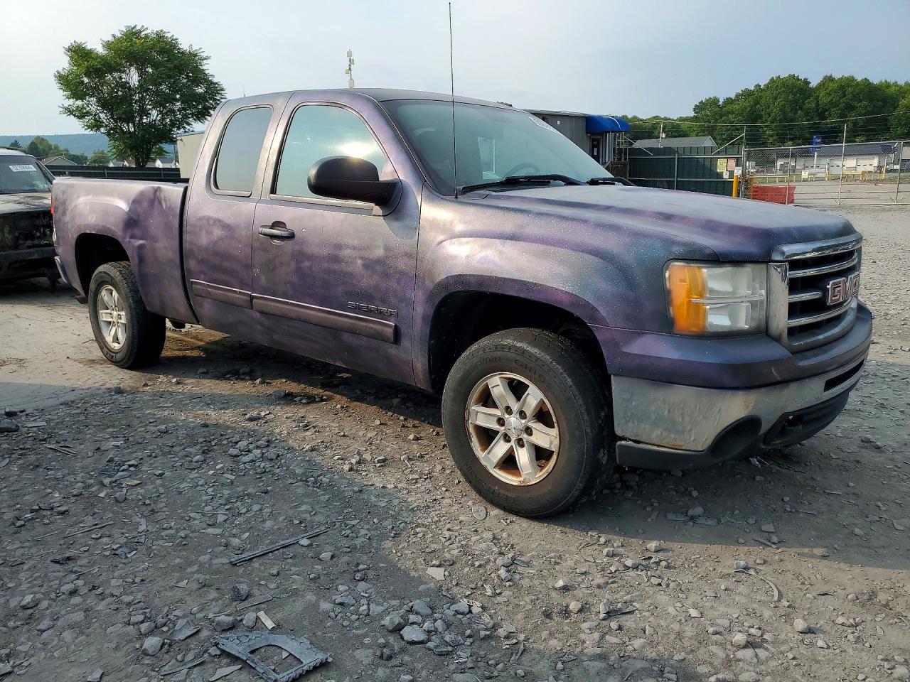2013 GMC SIERRA