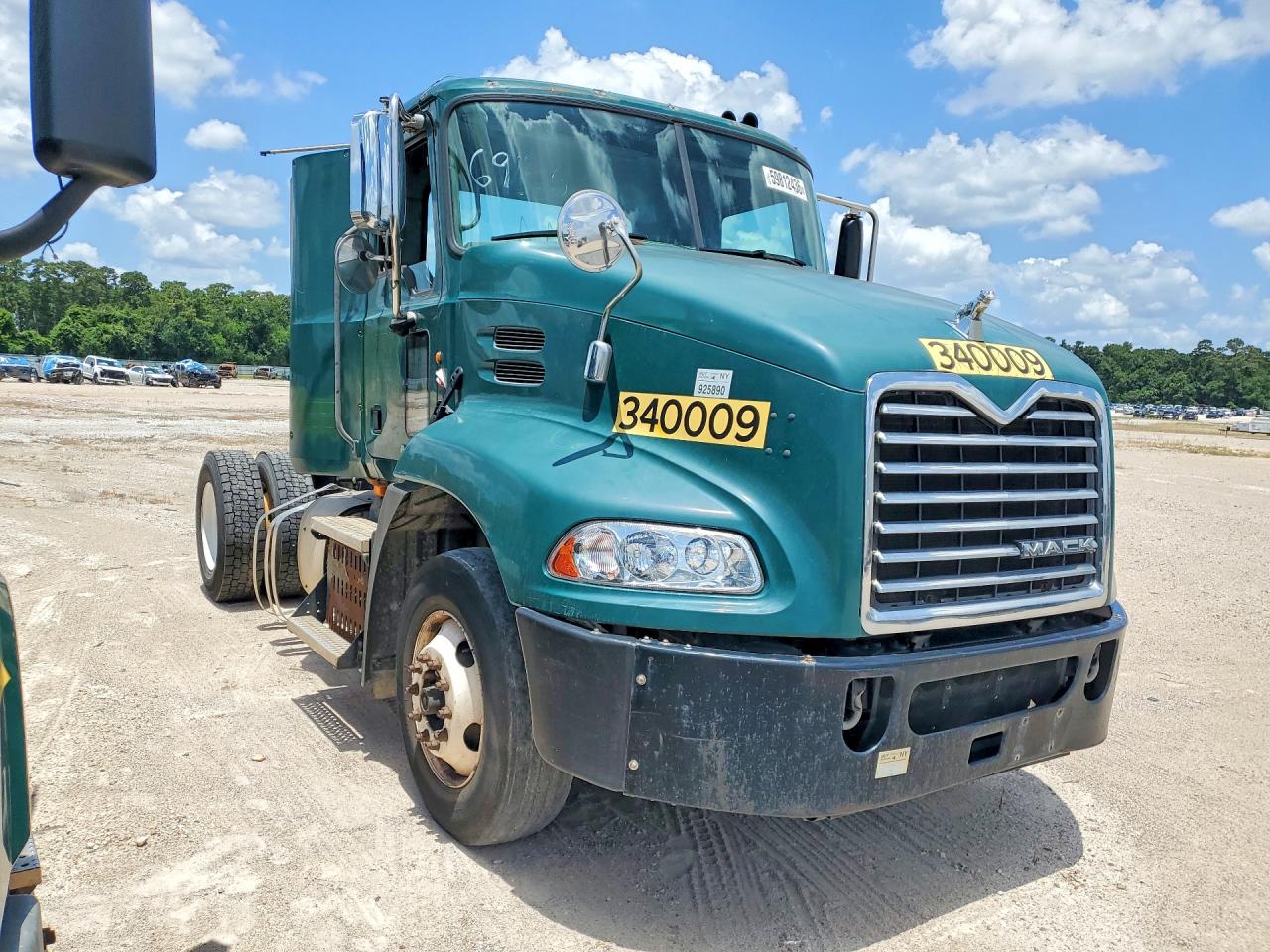 2015 MACK ALL OTHER