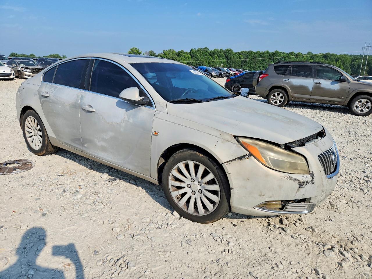 2011 BUICK REGAL