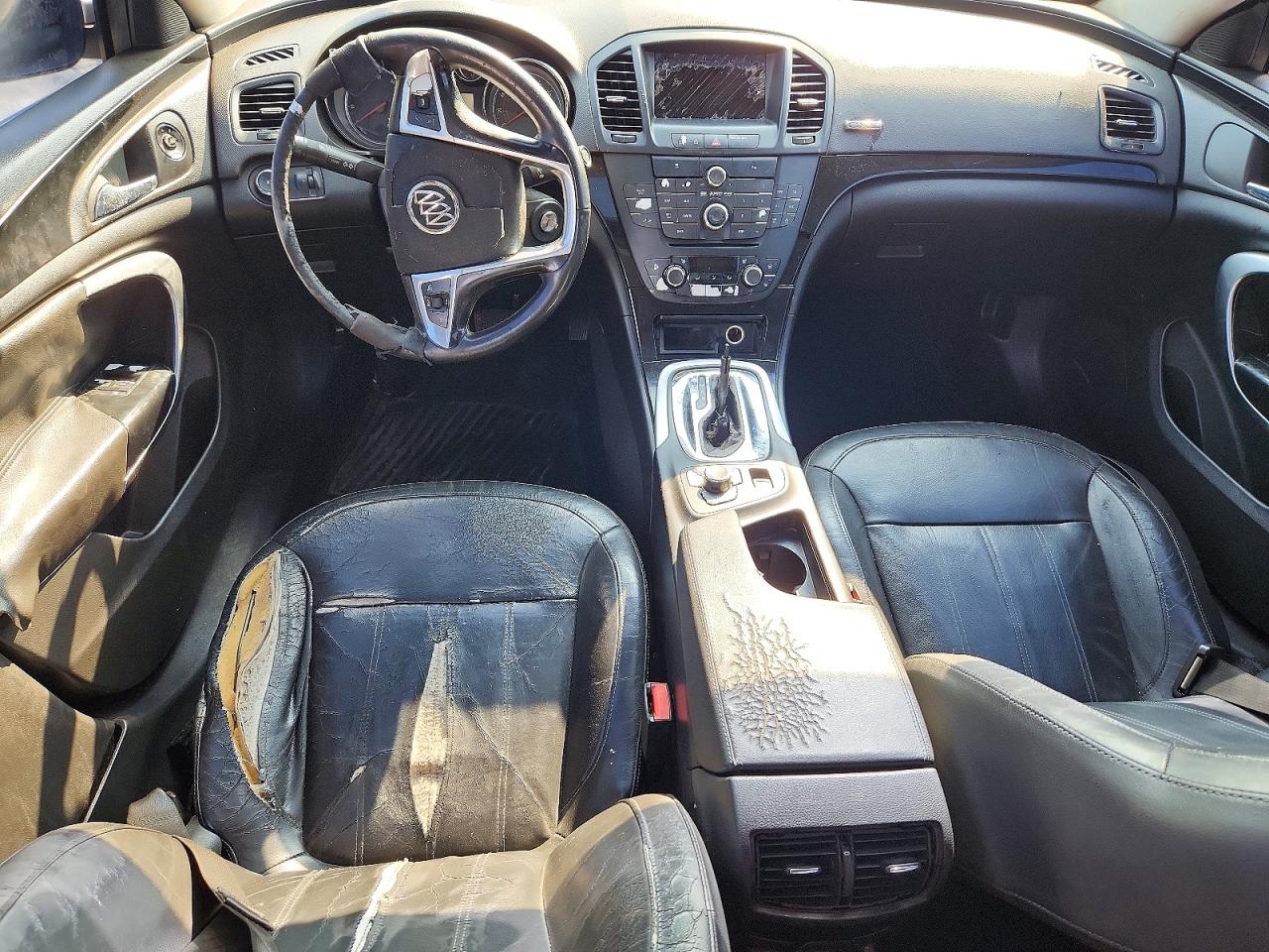 2011 BUICK REGAL
