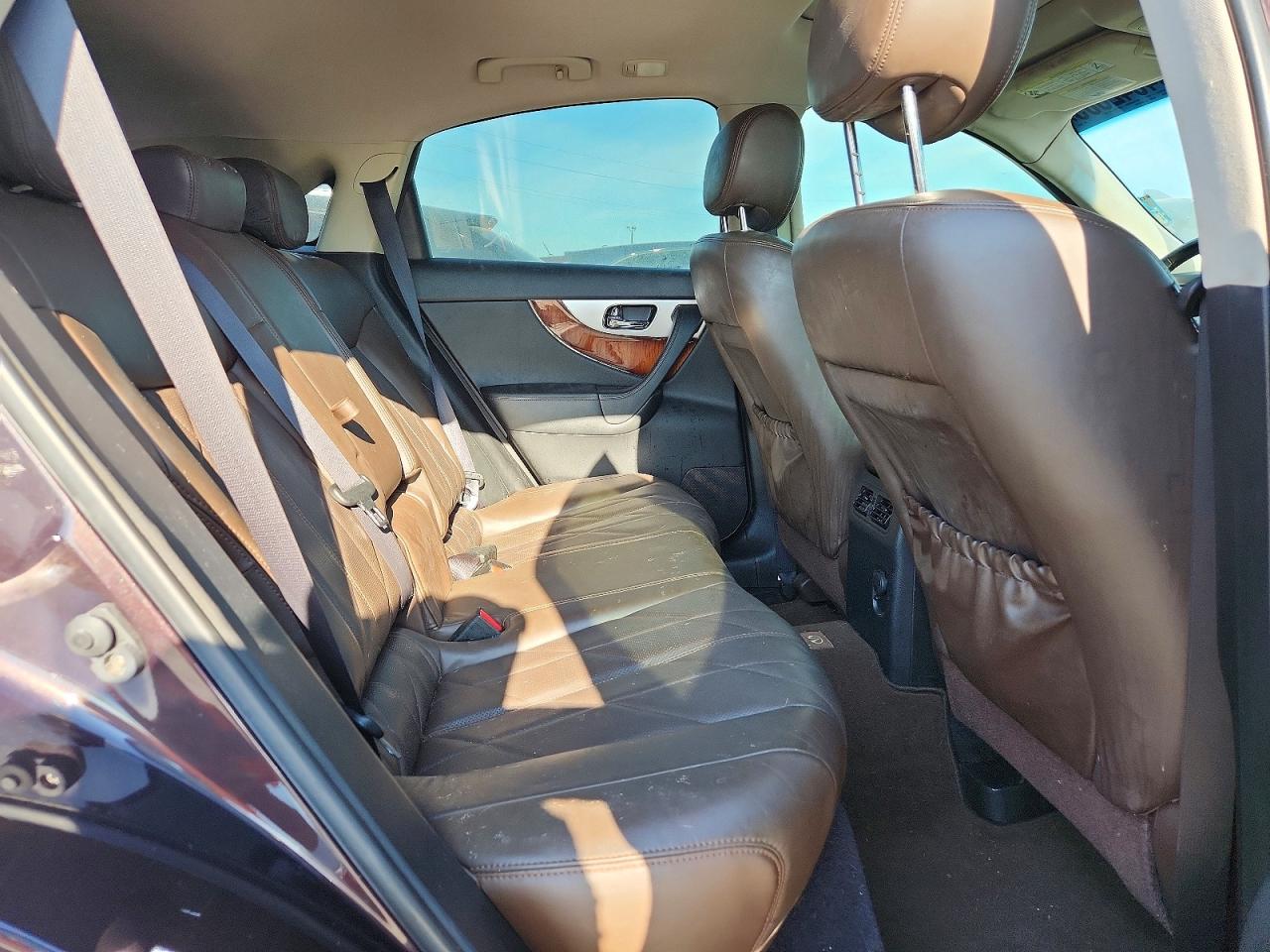 2012 INFINITI FX35 BASE