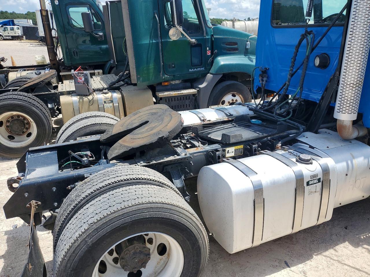 2015 MACK ALL OTHER