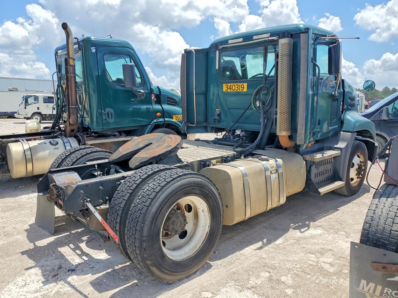 2015 MACK ALL OTHER