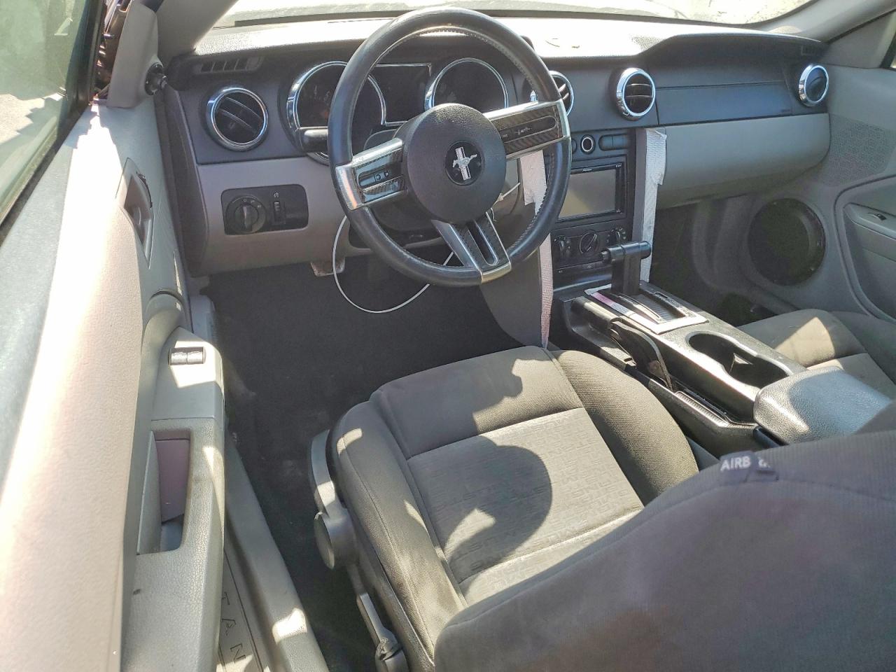 2005 FORD MUSTANG