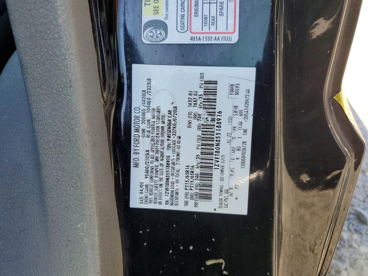 2005 FORD MUSTANG