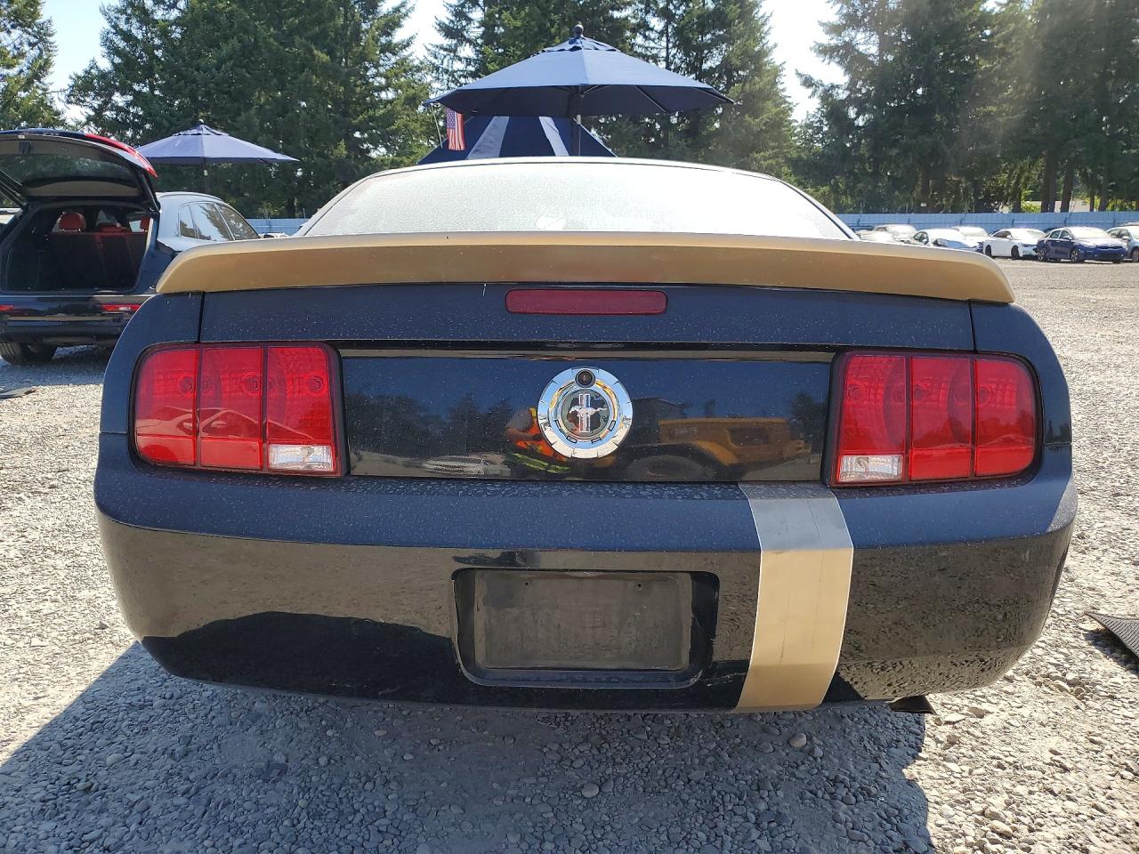 2005 FORD MUSTANG
