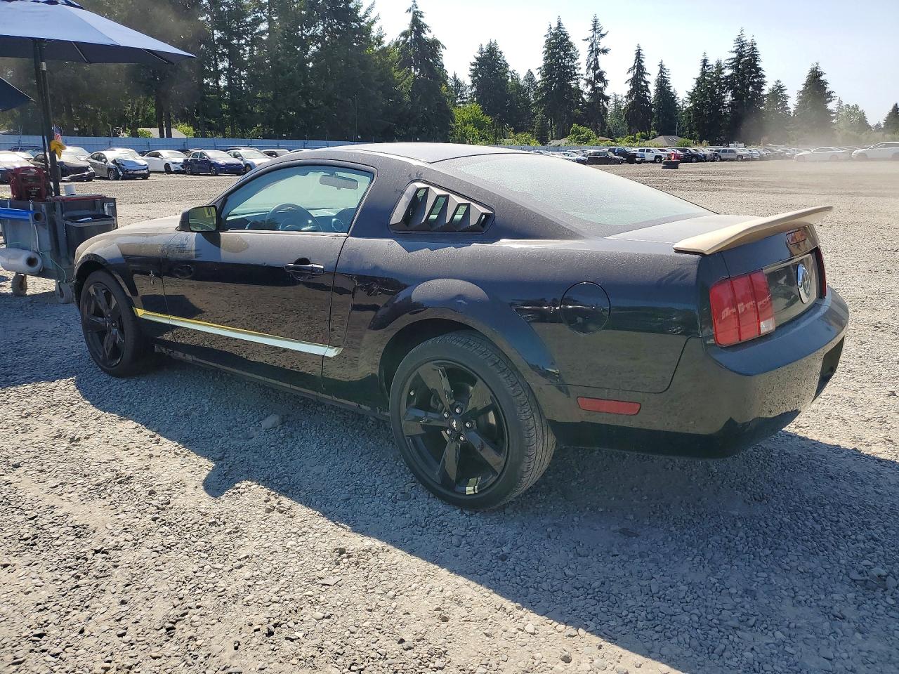 2005 FORD MUSTANG