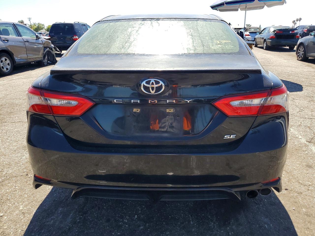 2018 TOYOTA CAMRY