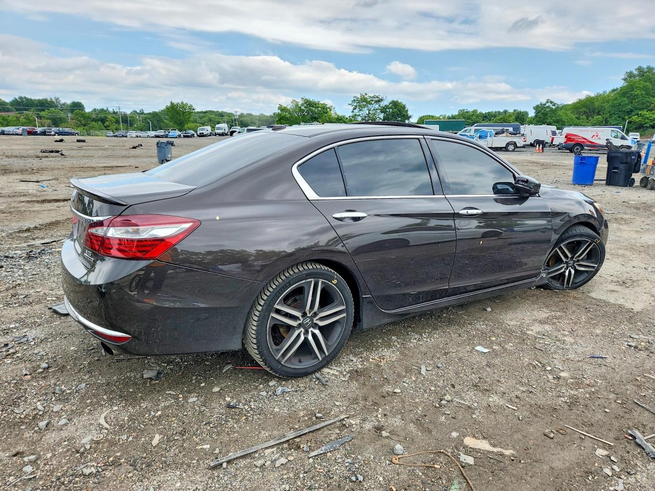 2016 HONDA ACCORD