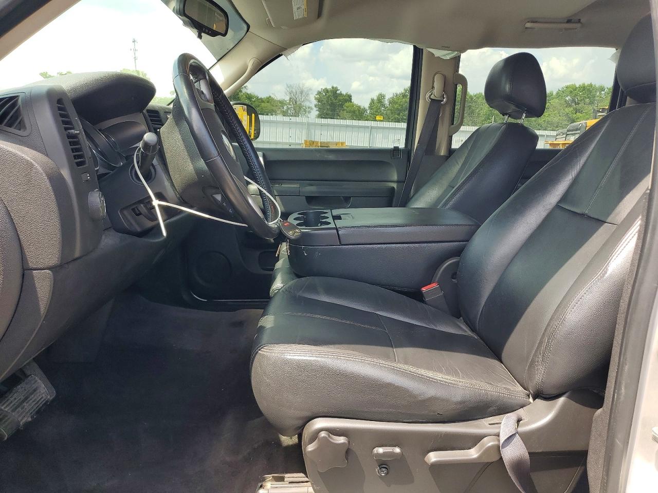 2011 CHEVROLET SILVERADO