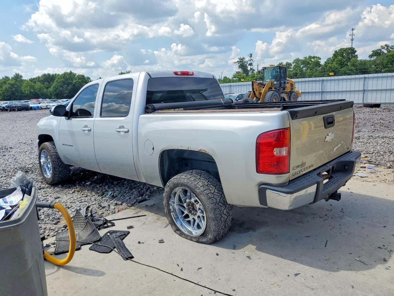 2011 CHEVROLET SILVERADO