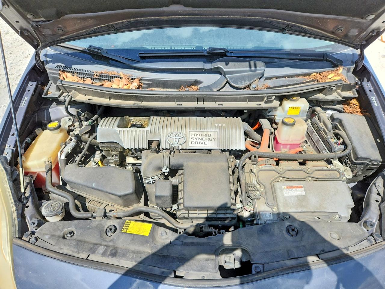 2012 TOYOTA PRIUS THRE