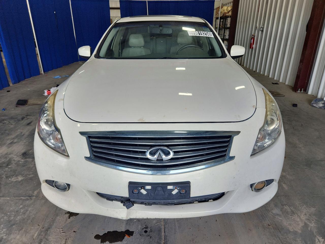2015 INFINITI Q40