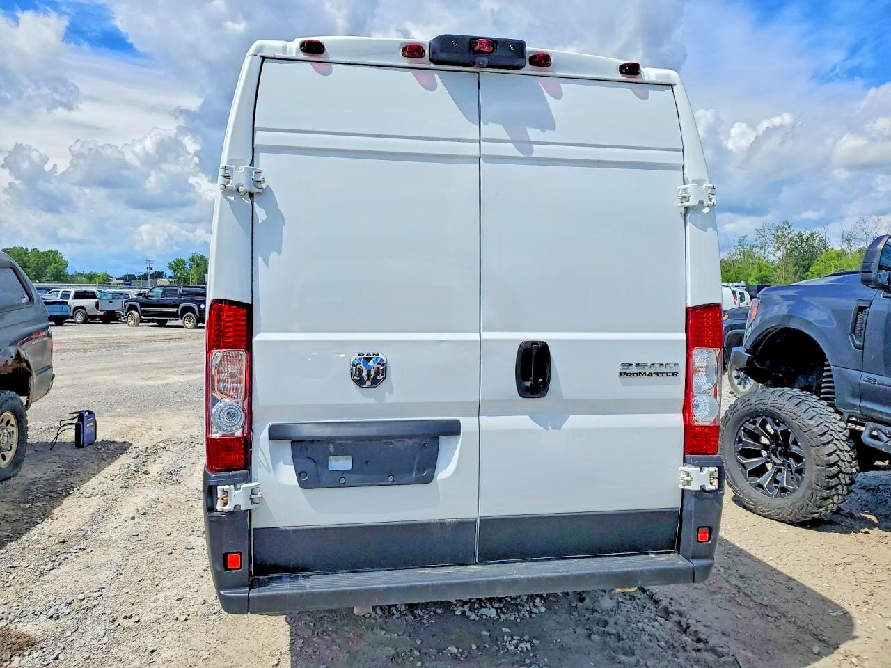 2025 RAM PROMASTER
