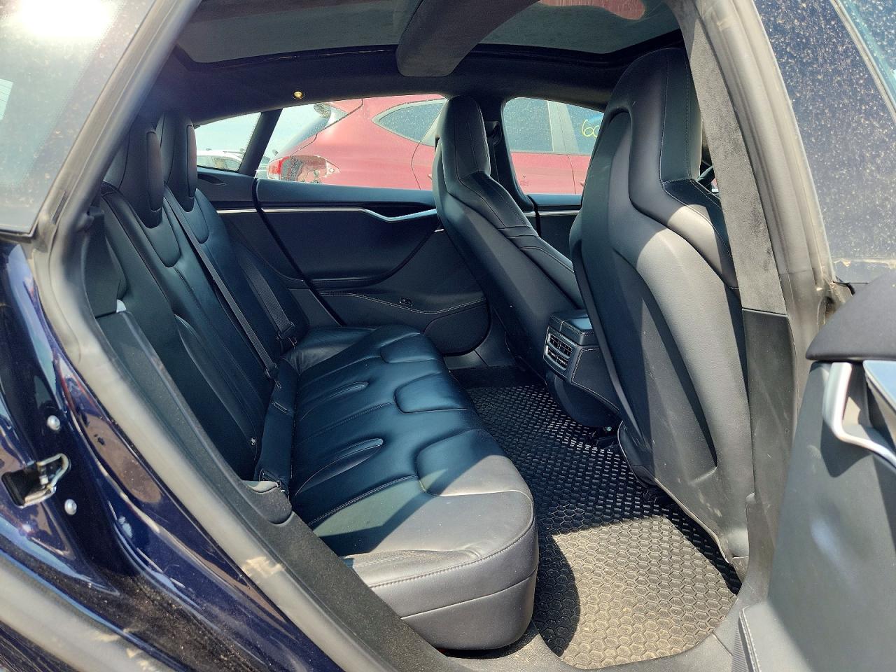 2015 TESLA MODEL S