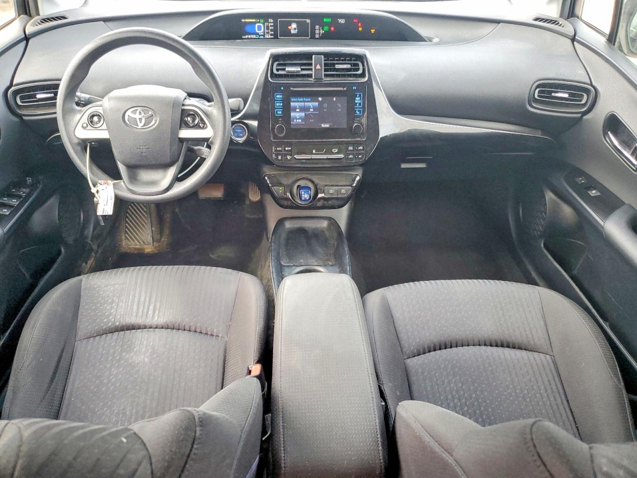 2016 TOYOTA PRIUS