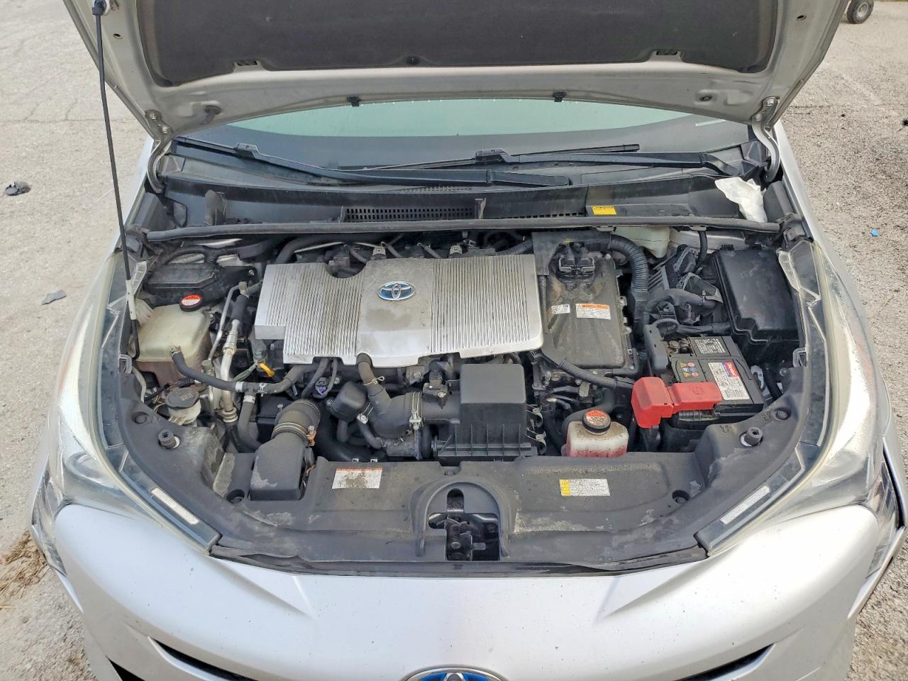 2016 TOYOTA PRIUS