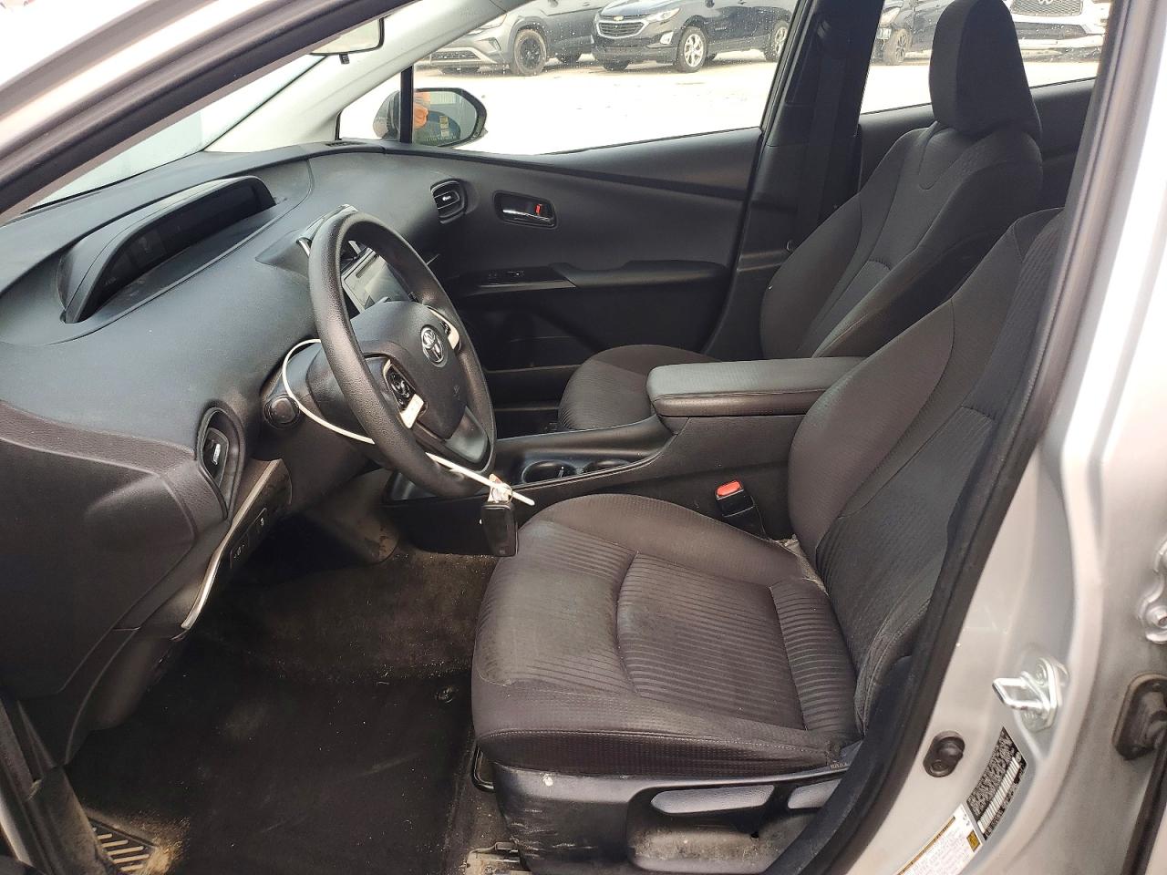2016 TOYOTA PRIUS