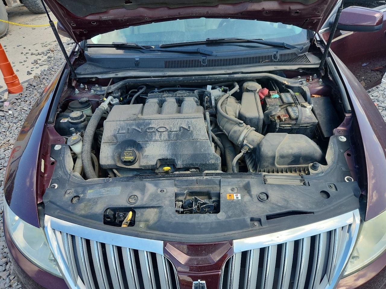 2011 LINCOLN MKS