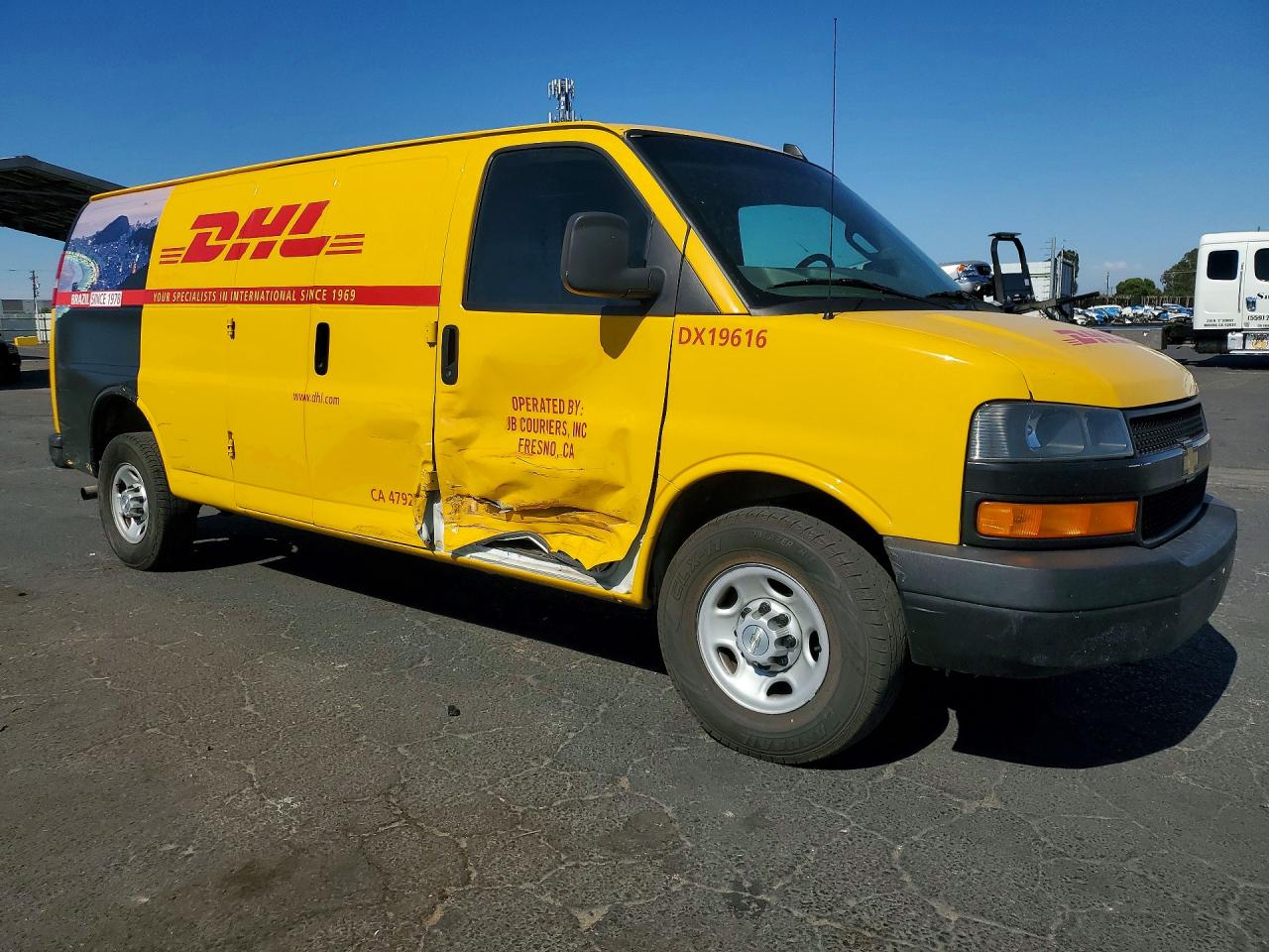 2018 CHEVROLET EXPRESS 25