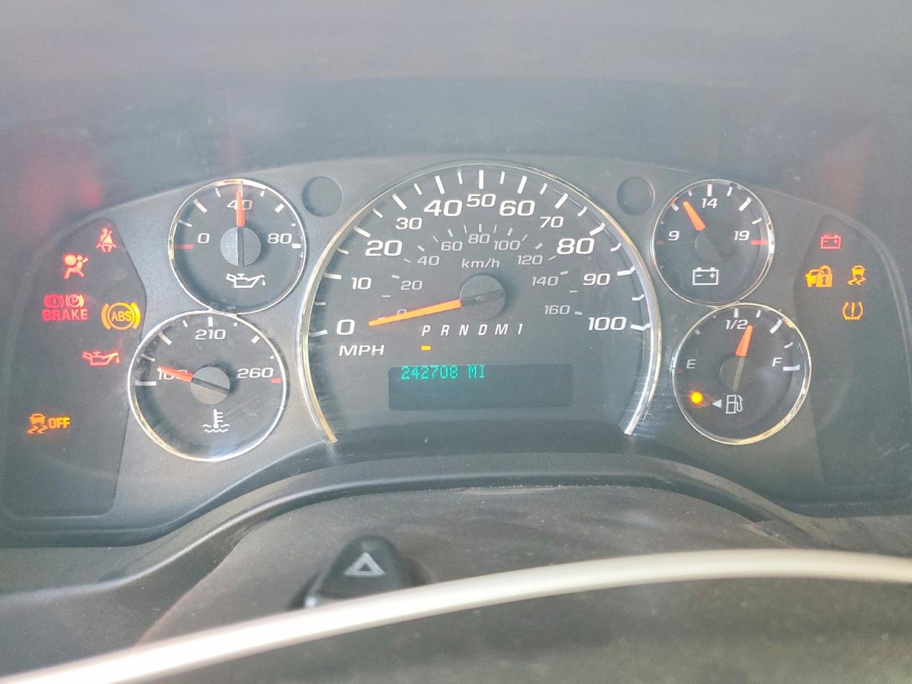 2018 CHEVROLET EXPRESS 25