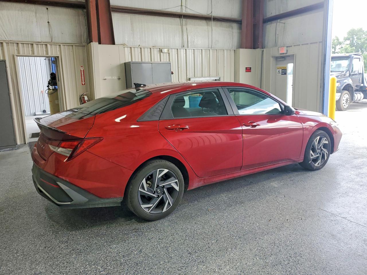 2025 HYUNDAI ELANTRA